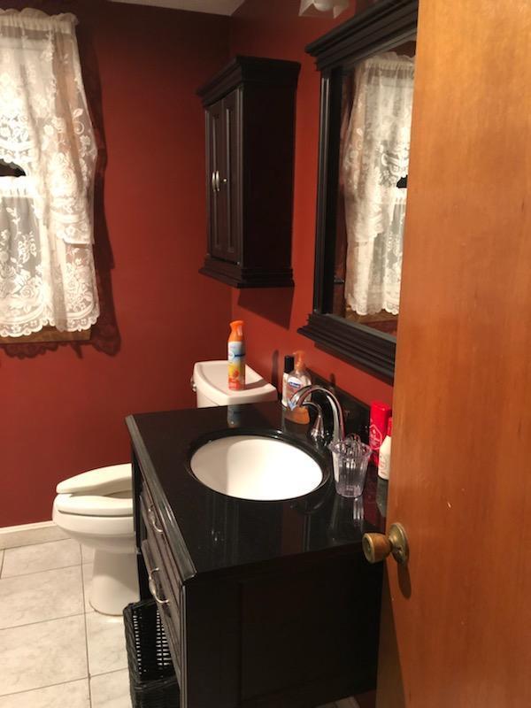 32 Butler Road North Berwick, ME 03906 - Photo 16 of 18 Downstairs Bathroomq