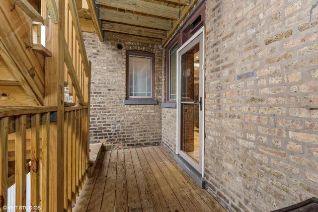 $1,949 | 6414 North Albany Avenue, Unit 3R, Chicago, IL 60645