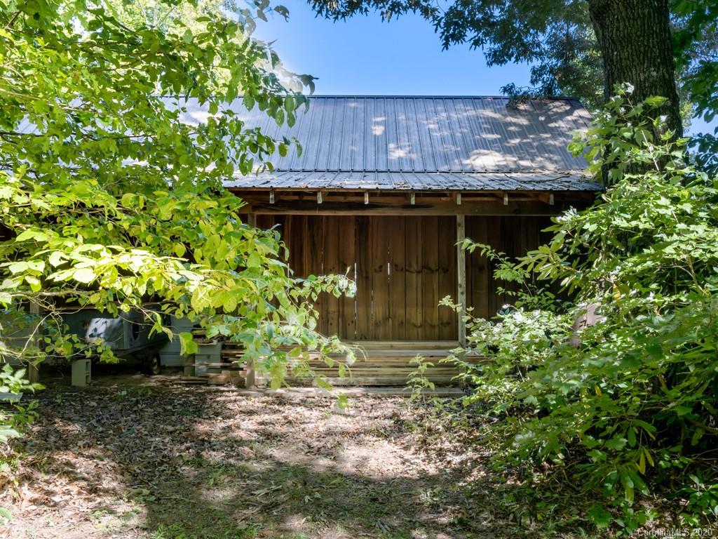 83 Harris Road Fairview, NC 28730 - Photo 24 of 48 Gallery Image 24
