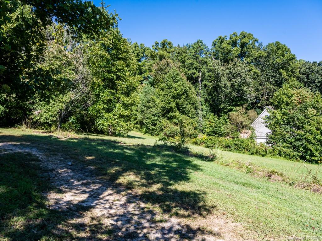 83 Harris Road Fairview, NC 28730 - Photo 28 of 48 Gallery Image 28