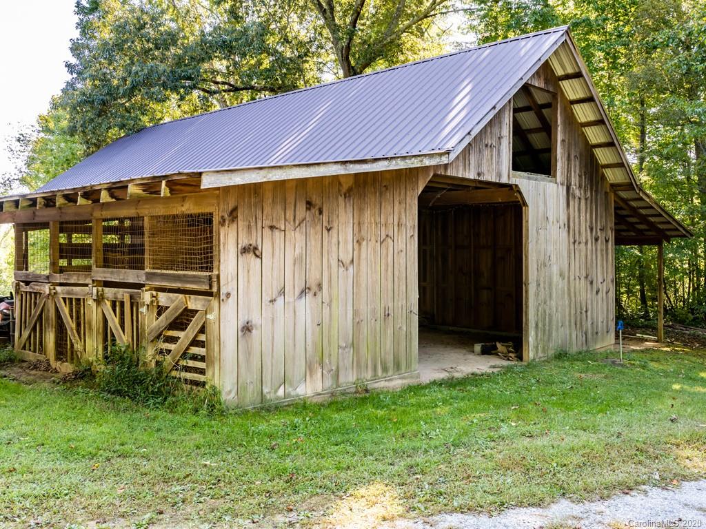 83 Harris Road Fairview, NC 28730 - Photo 30 of 48 Gallery Image 30