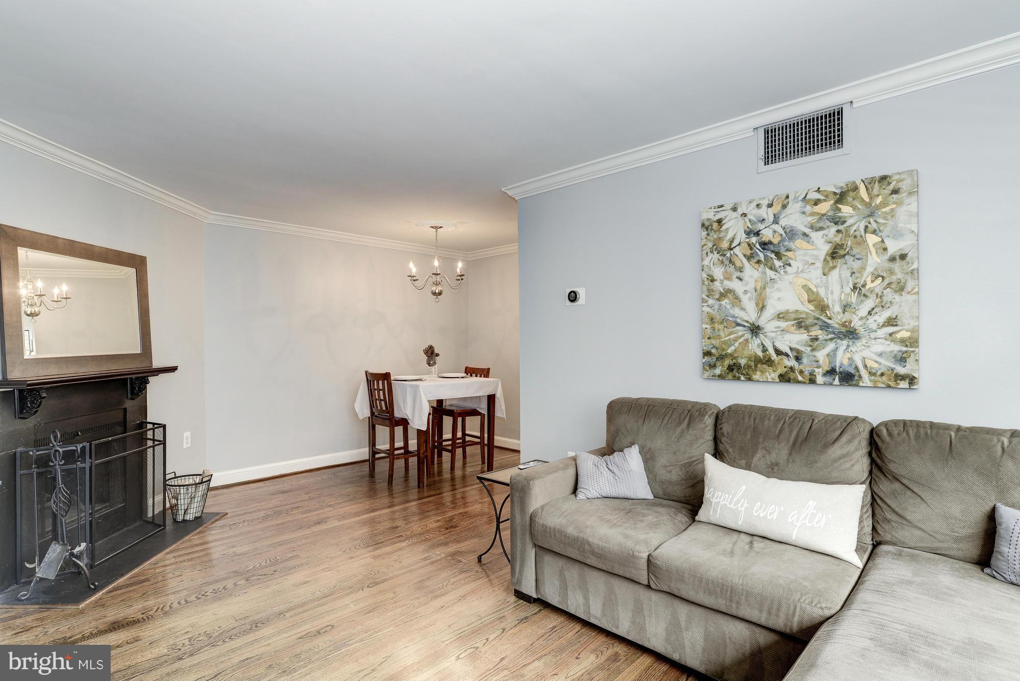 2606 Tunlaw Road Northwest, Unit 4 Washington, DC 20007 - Photo 2 of 19 Living Room