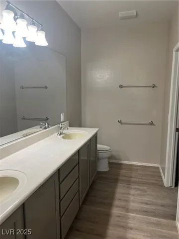 $1,900 | 6092 Fox Creek Avenue, Las Vegas, NV 89122