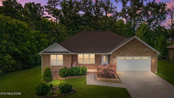 $469,900 | 2122 Zion Drive, Sevierville, TN 37862
