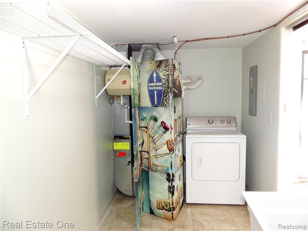 1873 Meadow Dale Court, Unit 9 Rochester, MI 48309 - Photo 20 of 32