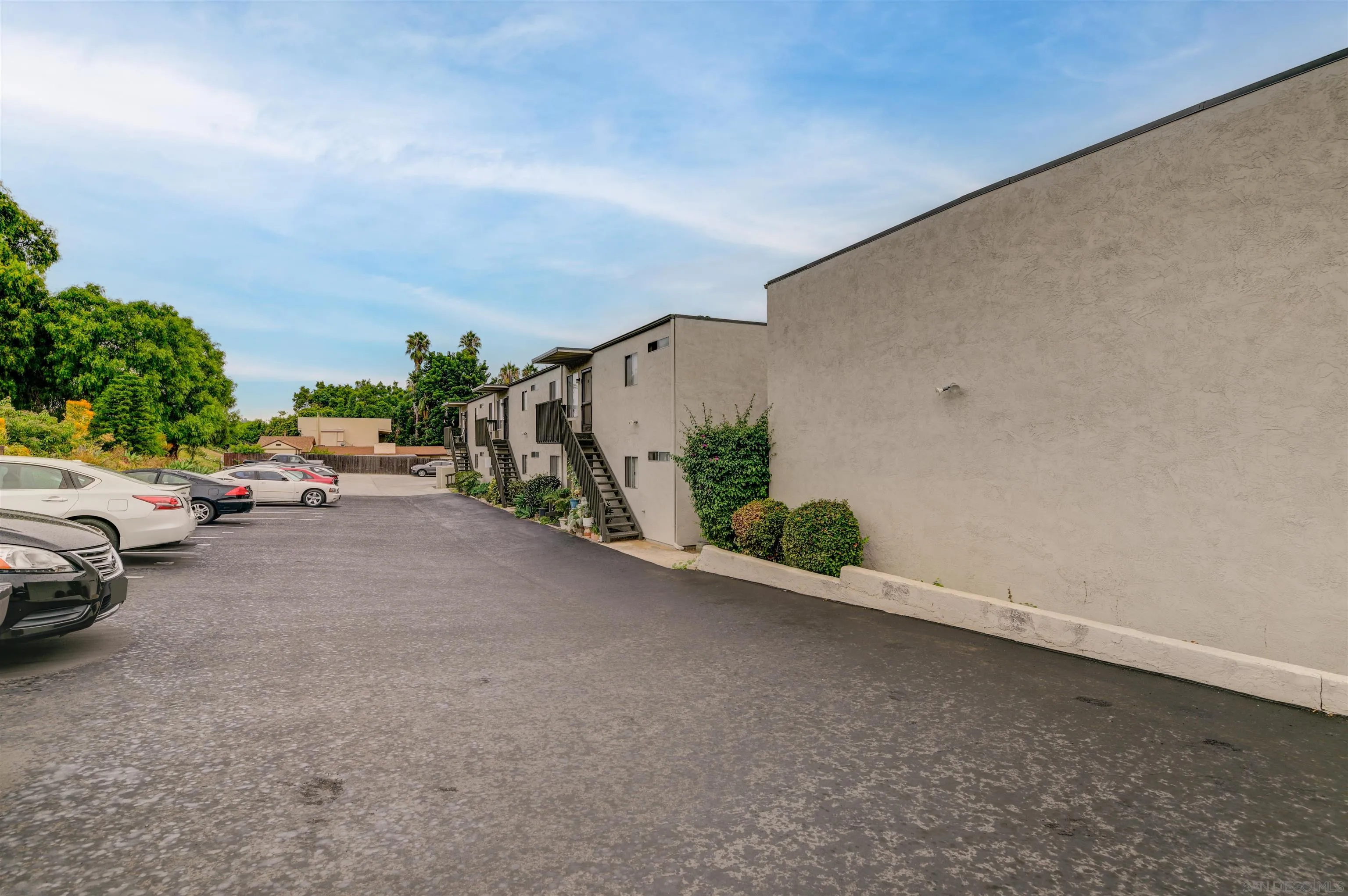 9550 Campo Road Spring Valley, CA 91977 - Photo 11 of 16 Gallery Image 11