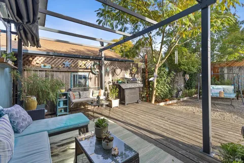 $639,999 | 101 Pinewood Court, Cotati, CA 94931