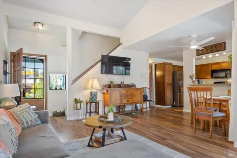 $639,999 | 101 Pinewood Court, Cotati, CA 94931