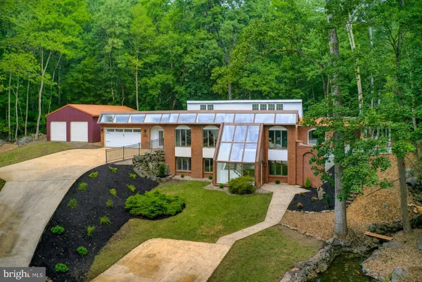 $724,500 | 1353 Hilltop Road, Narvon, PA 17555
