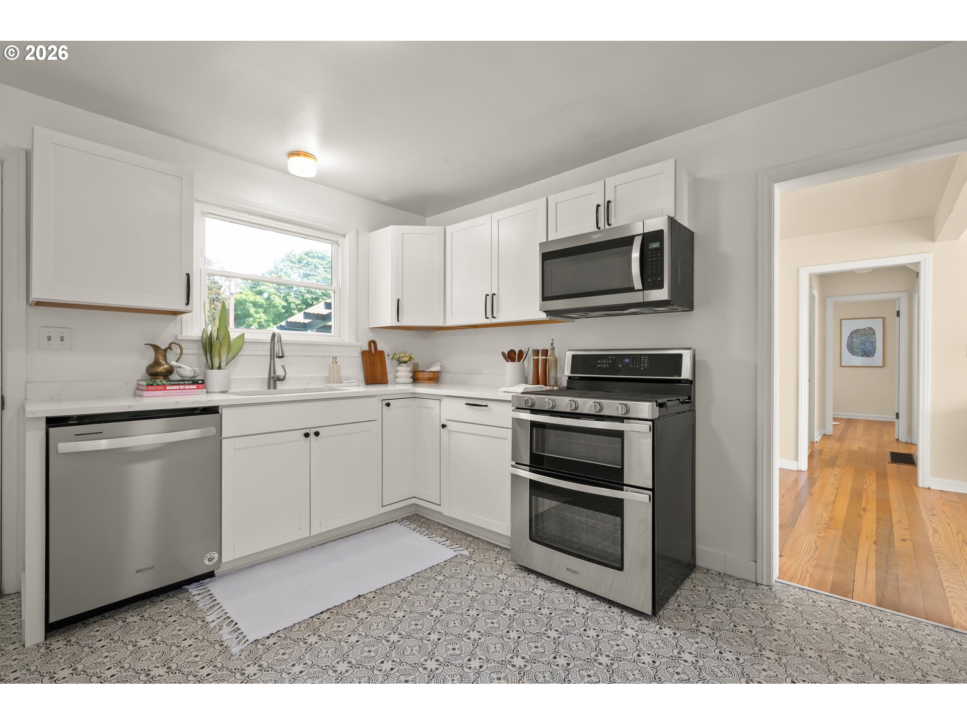 2661 Harris Street Eugene, OR 97405 - Photo 14 of 48