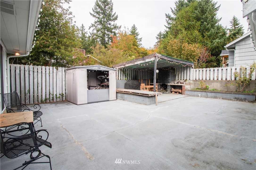 2906 Rocky Point Road Northwest Bremerton, WA 98312 - Photo 22 of 25 Gallery Image 22