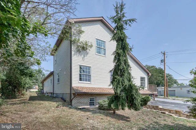 $454,999 | 305 West Shady Lane, Enola, PA 17025