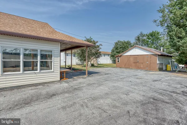 $454,900 | 305 West Shady Lane, Enola, PA 17025