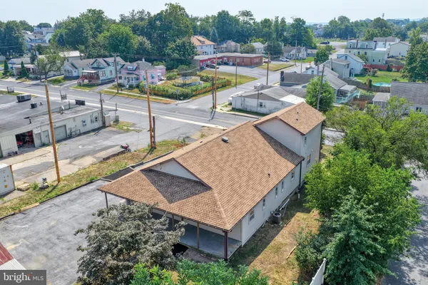 $454,900 | 305 West Shady Lane, Enola, PA 17025