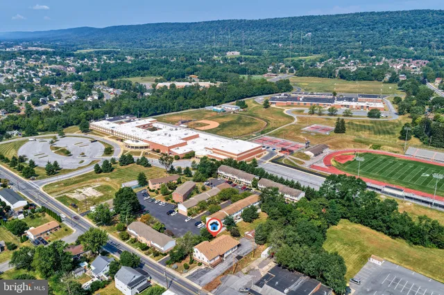 $454,999 | 305 West Shady Lane, Enola, PA 17025