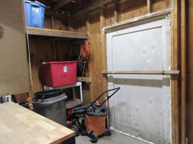 220 33rd Street Bay City, MI 48708 - Photo 6 of 26 Gallery Image 6