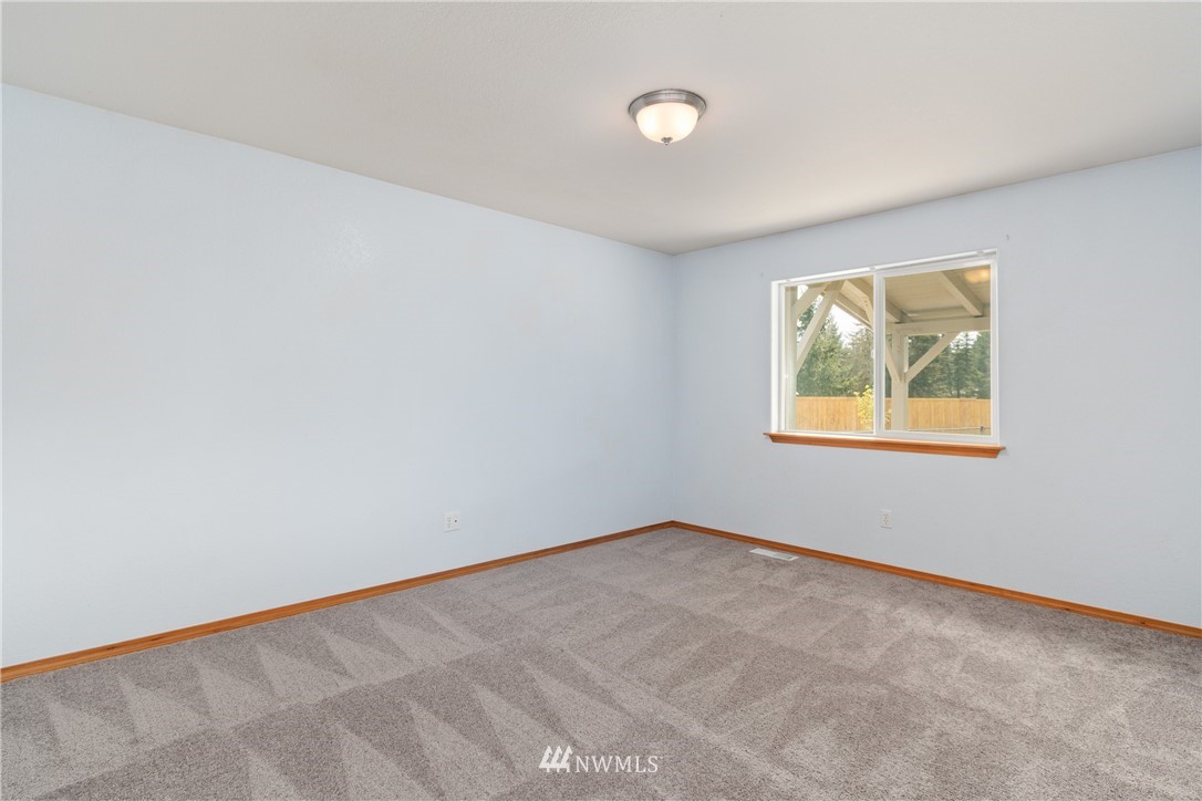17431 Applegate Street Southwest Rochester, WA 98579 - Photo 14 of 28