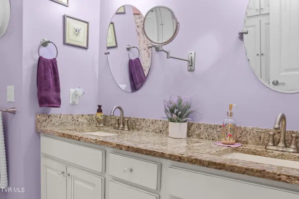 $890,000 | 150 Rice Road, Unit TR 1, Flag Pond, TN 37657