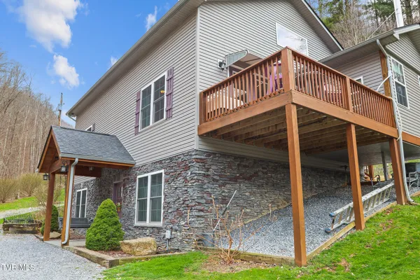 $890,000 | 150 Rice Road, Unit TR 1, Flag Pond, TN 37657