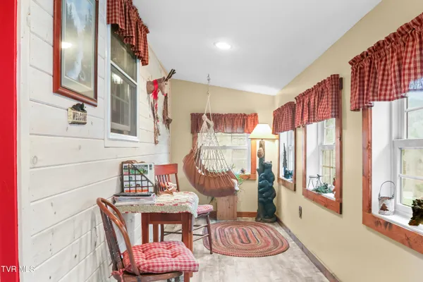 $890,000 | 150 Rice Road, Unit TR 1, Flag Pond, TN 37657