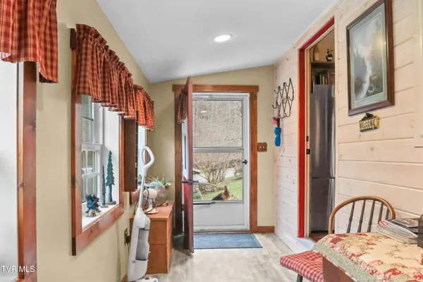 $890,000 | 150 Rice Road, Unit TR 1, Flag Pond, TN 37657