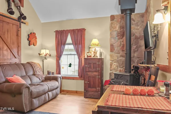 $890,000 | 150 Rice Road, Unit TR 1, Flag Pond, TN 37657
