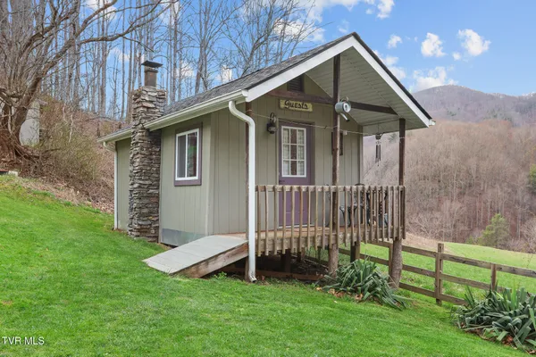 $890,000 | 150 Rice Road, Unit TR 1, Flag Pond, TN 37657