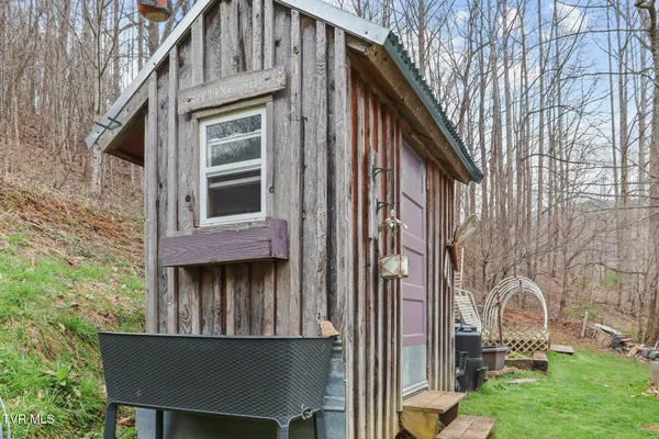 $890,000 | 150 Rice Road, Unit TR 1, Flag Pond, TN 37657