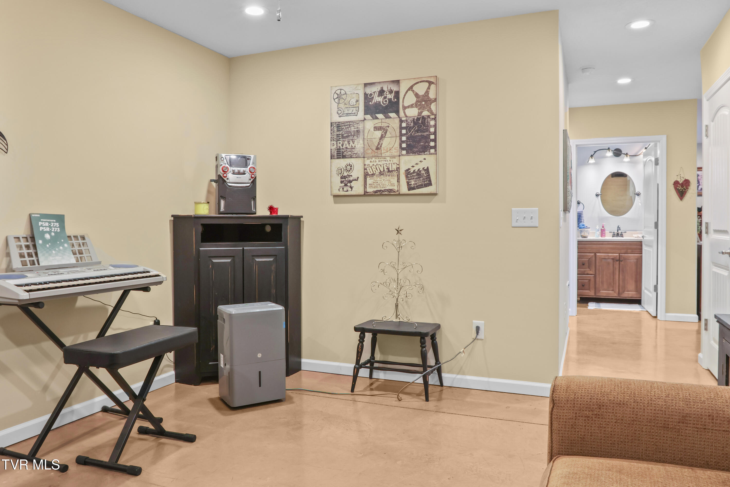 150 Rice Road, Unit TR 1 Flag Pond, TN 37657 - Photo 10 of 80 02First Floor-07