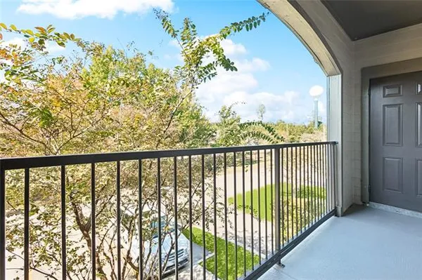 $104,500 | 350 Emerald Forest Boulevard, Unit 20102, Covington, LA 70433