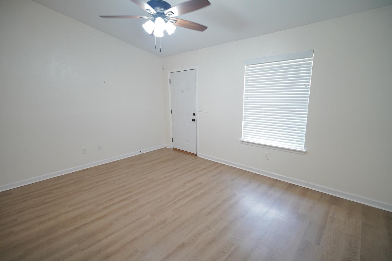 1188 High Road Tallahassee, FL 32304 - Photo 3 of 14