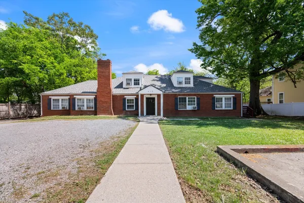 $525,000 | 419 Belmont Avenue, Shelbyville, TN 37160