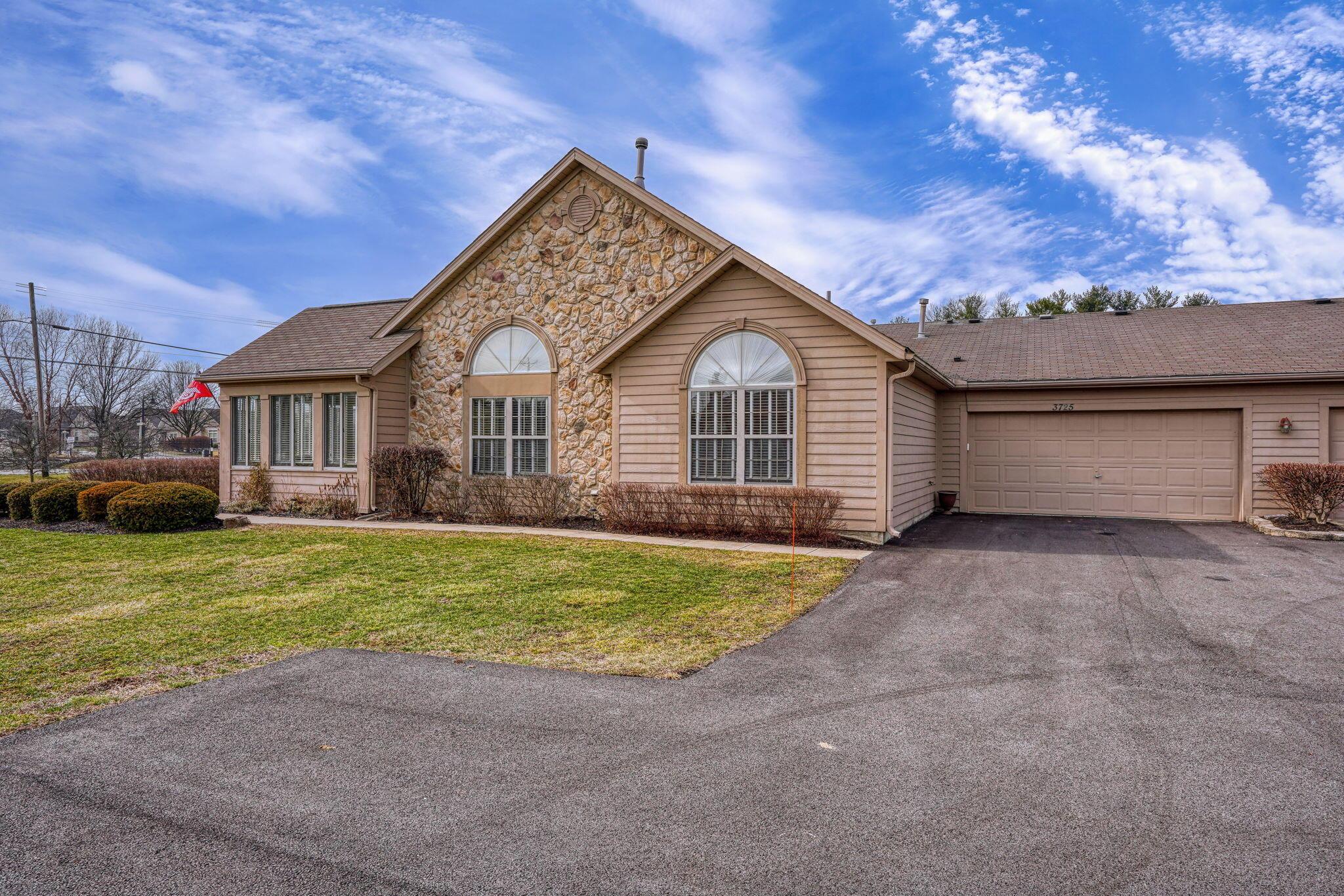 3725 Stoneway Point Powell, OH 43065 - Photo 2 of 54 3725 Stoneway Pt (1)
