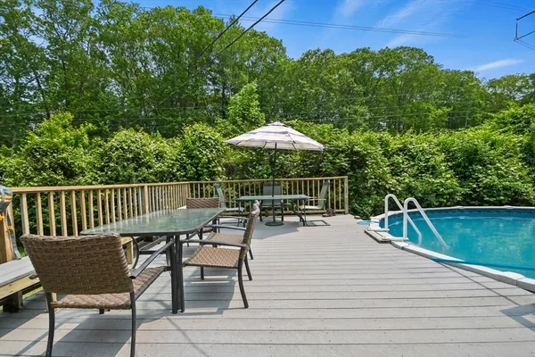 $525,000 | 175 Armsby Road, Sutton, MA 01590