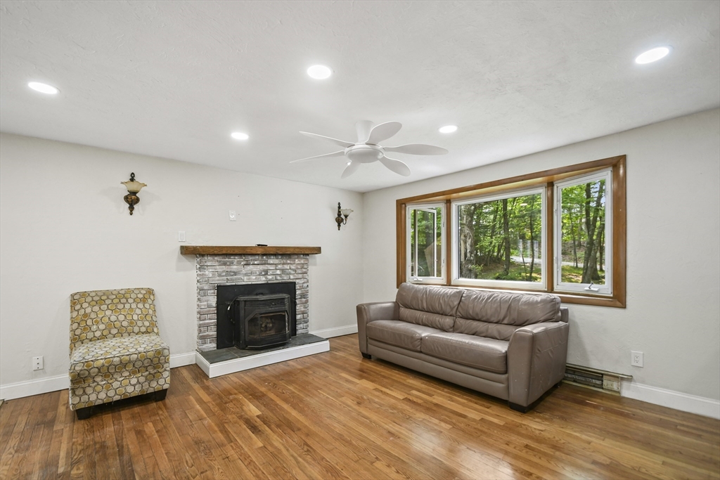 175 Armsby Road Sutton, MA 01590 - Photo 8 of 25