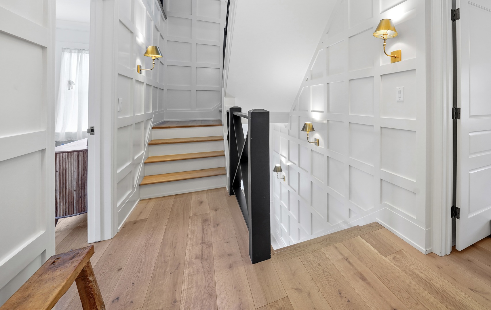 475 Cedar Street Winnetka, IL 60093 - Photo 18 of 46 a view of entryway with wooden floor