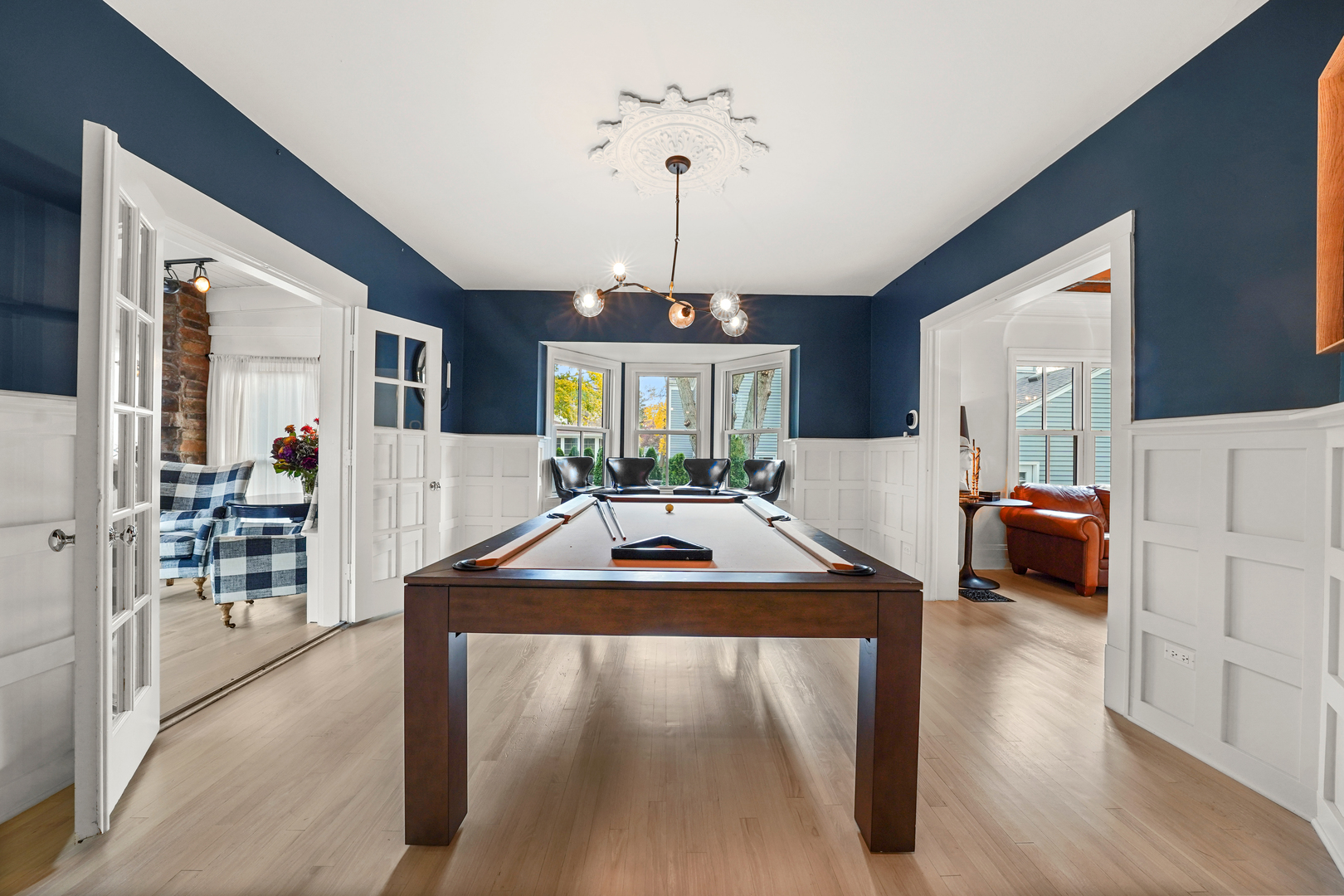 475 Cedar Street Winnetka, IL 60093 - Photo 10 of 46 a dining room with furniture and window