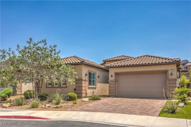 $649,888 | 933 Everest Peak Avenue, Henderson, NV 89012