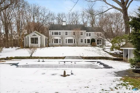 $2,495,000 | 77 Winfield Lane, New Canaan, CT 06840
