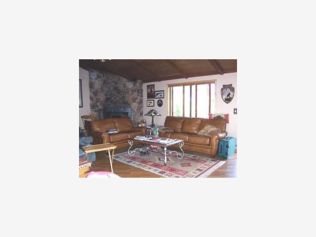 40 Lone Tree Road Hollister, CA 95023 - Photo 2 of 8 Gallery Image 2