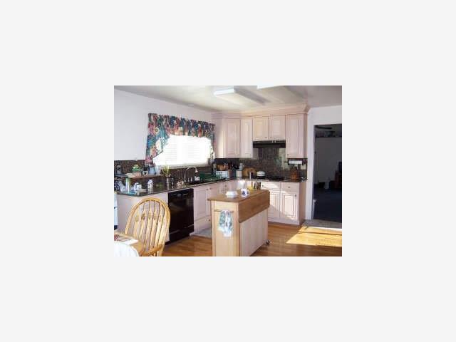 40 Lone Tree Road Hollister, CA 95023 - Photo 3 of 8 Gallery Image 3