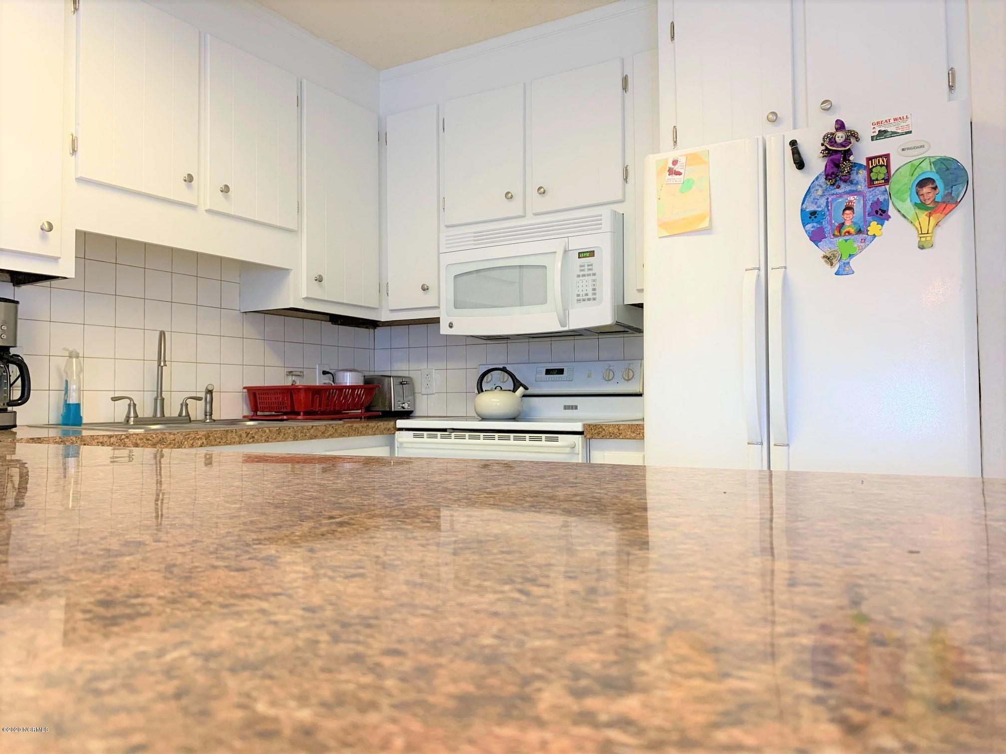 116 Ferry Road, Unit B Holden Beach, NC 28462 - Photo 12 of 45 33