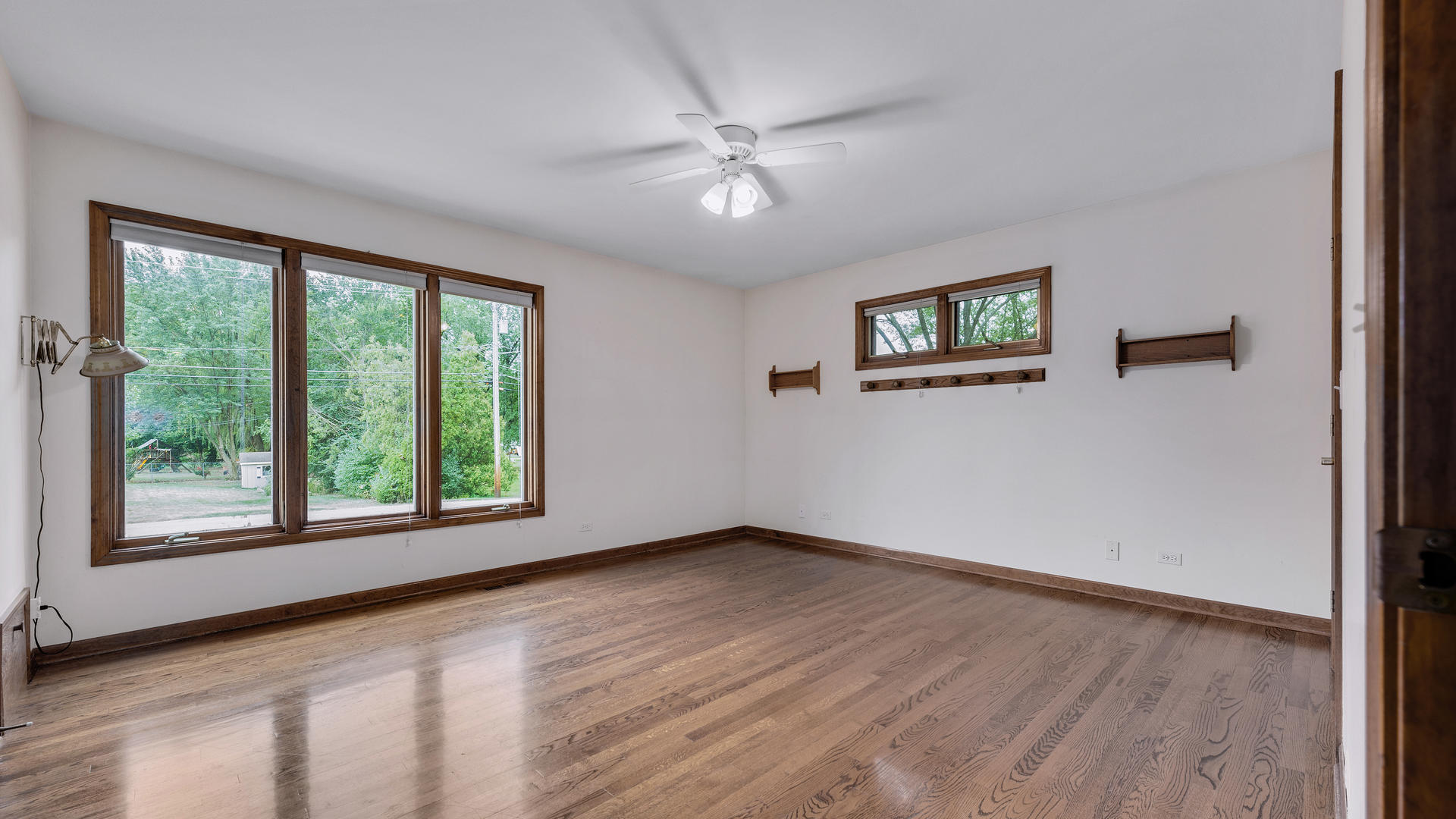 1015 East Thomas Road Wheaton, IL 60187 - Photo 19 of 28