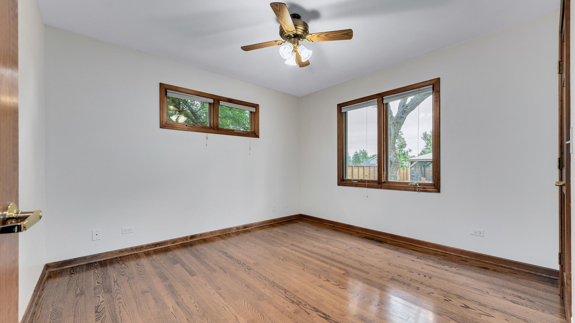 1015 East Thomas Road Wheaton, IL 60187 - Photo 21 of 28