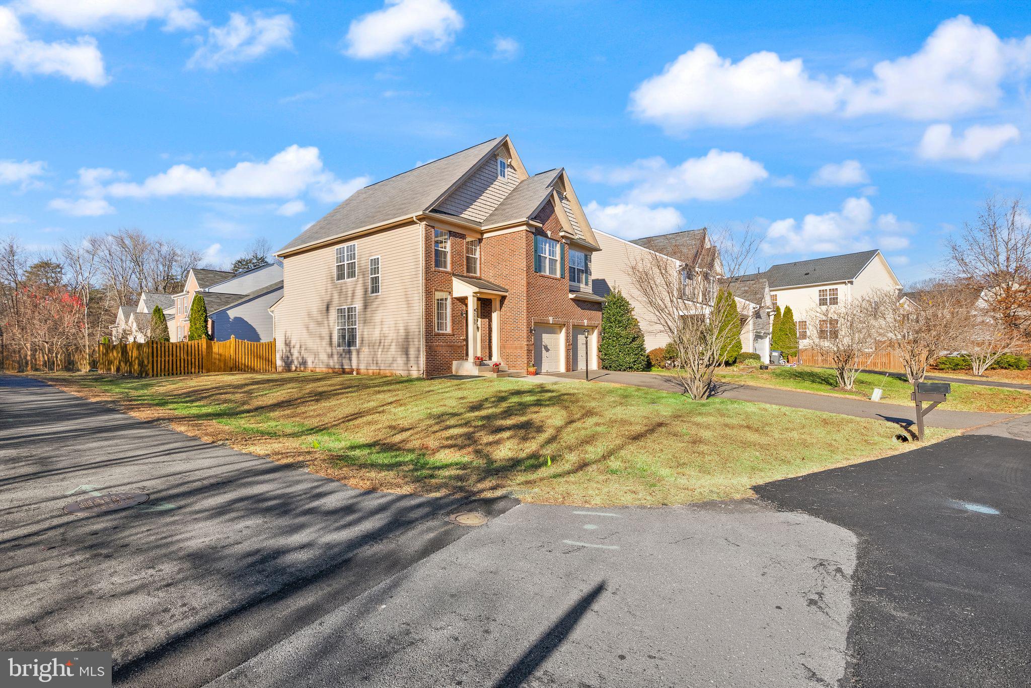 7722 Yalta Way Gainesville, VA 20155 - Photo 6 of 75 Quiet corner lot