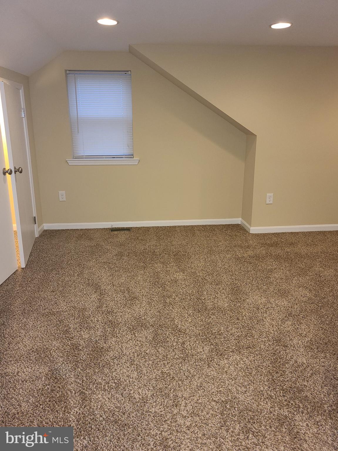 4217 Thorncliff Road Baltimore, MD 21236 - Photo 21 of 35 Primary bedroom