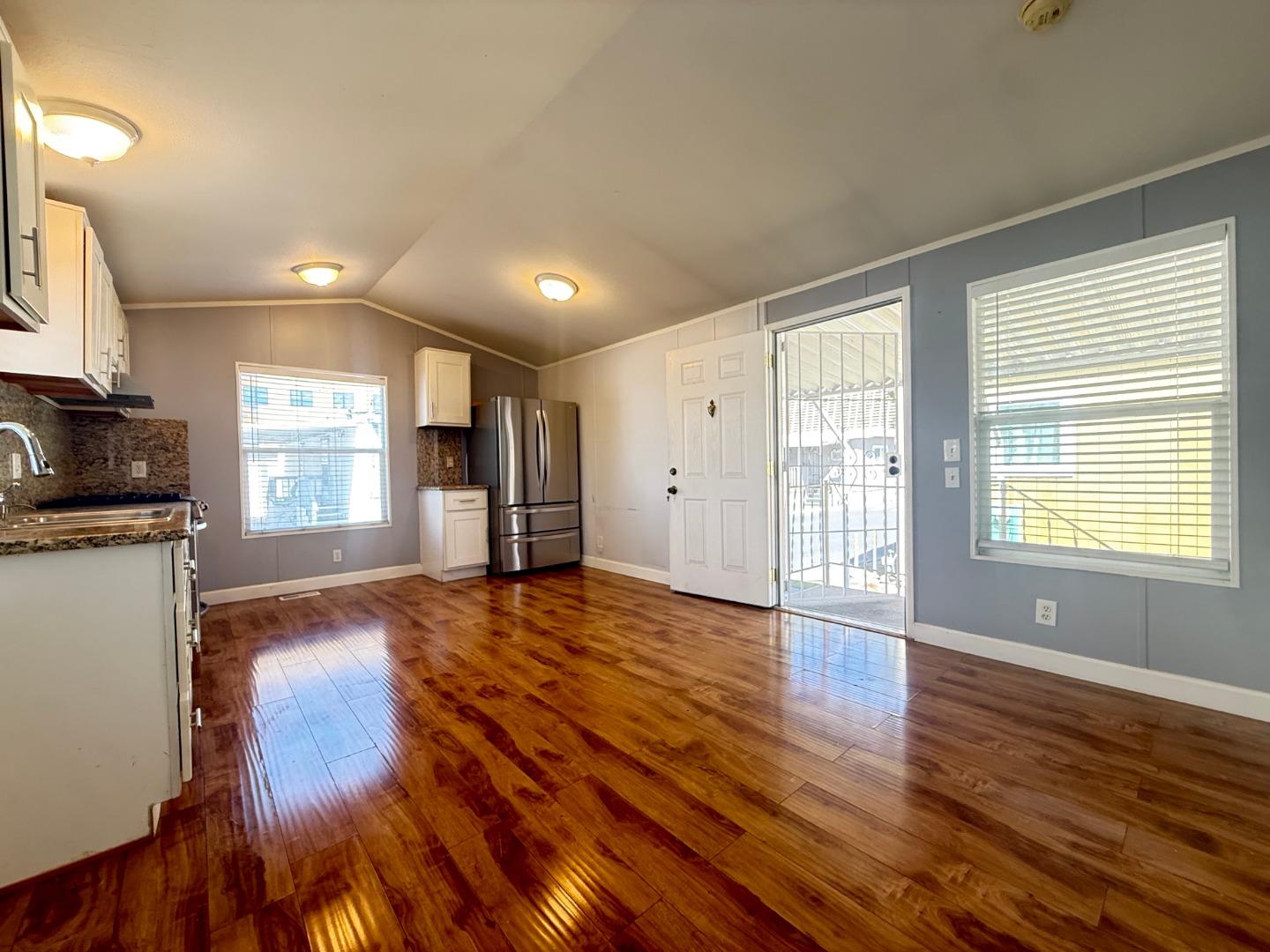 4320 Monterey Road, Unit 16 San Jose, CA 95111 - Photo 11 of 15 Gallery Image 11