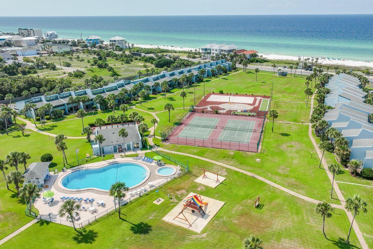 Sunnyside Beach & Tennis Resort
