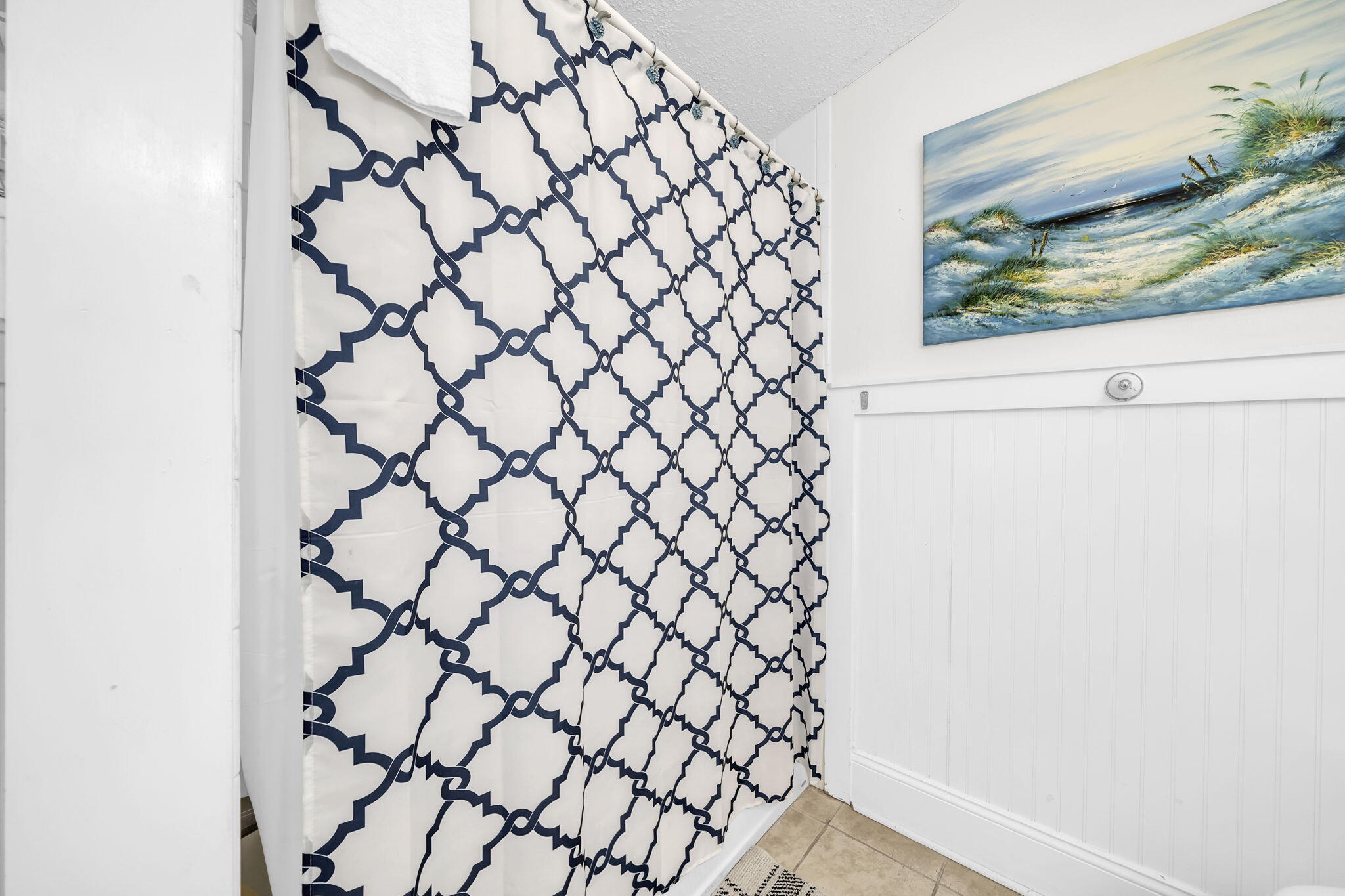 22400 Front Beach Road, Unit 48 Panama City Beach, FL 32413 - Photo 21 of 44 Shower/Tub
