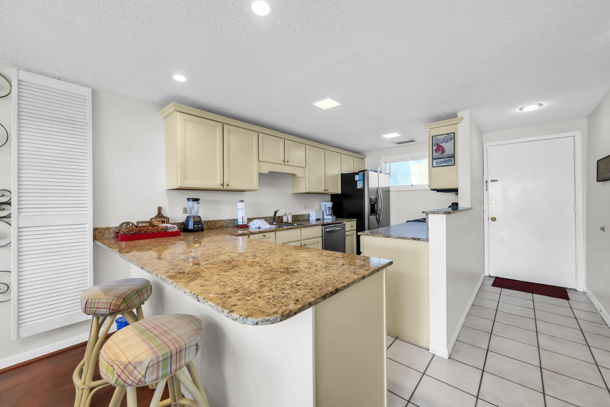 22400 Front Beach Road, Unit 48 Panama City Beach, FL 32413 - Photo 6 of 44 Kitchen